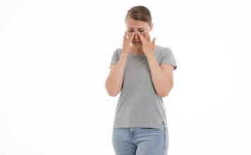 Jak zatamować krwotok z nosa