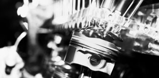 Z czego składa się tłok silnika?