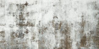 Jak wzmocnić mury starego domu?