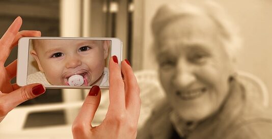 Jaka jest różnica między HB3 a HB4?