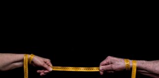 Ile za metr przyklejenia styropianu?