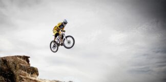 Czy jazda z prędkością maksymalną szkodzi silnikowi?