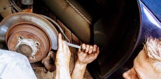 Jak prawidłowo dokręcić świece?