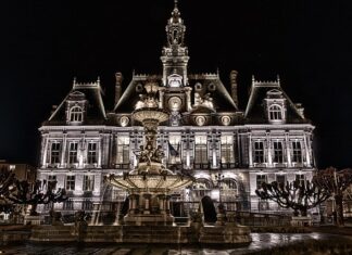 Kiedy koniec iluminacji w Warszawie? Kiedy koniec iluminacji w Warszawie?