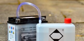 Jak sprawdzić ile amper mA akumulator?