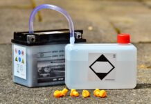 Jak sprawdzić czy akumulator nie ma zwarcia?
