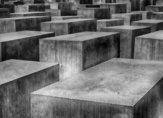 Czym zabezpieczyć bloczki betonowe?