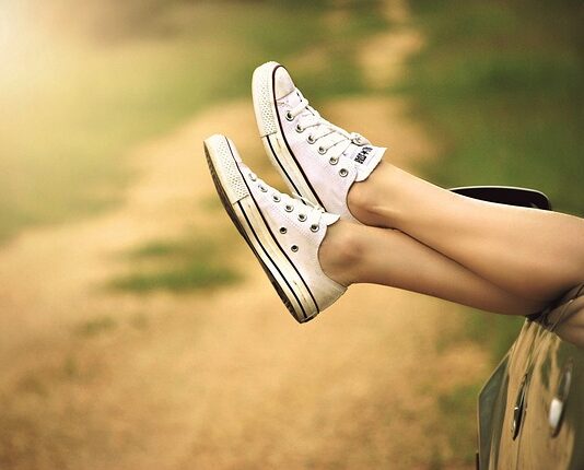 Czy można jeździć samochodem na światłach ledowych?